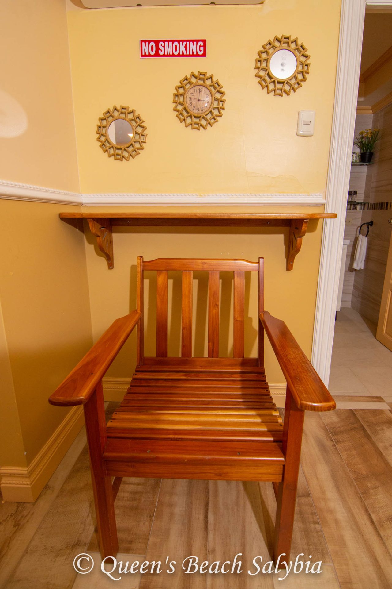 The King Deluxe - Image 7