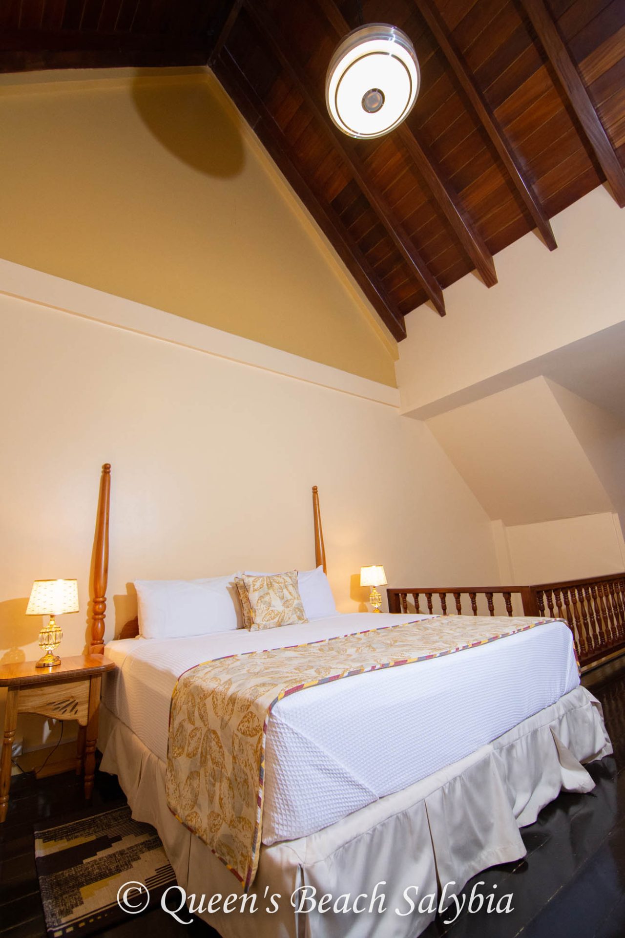 The Luxury Suite - Image 28