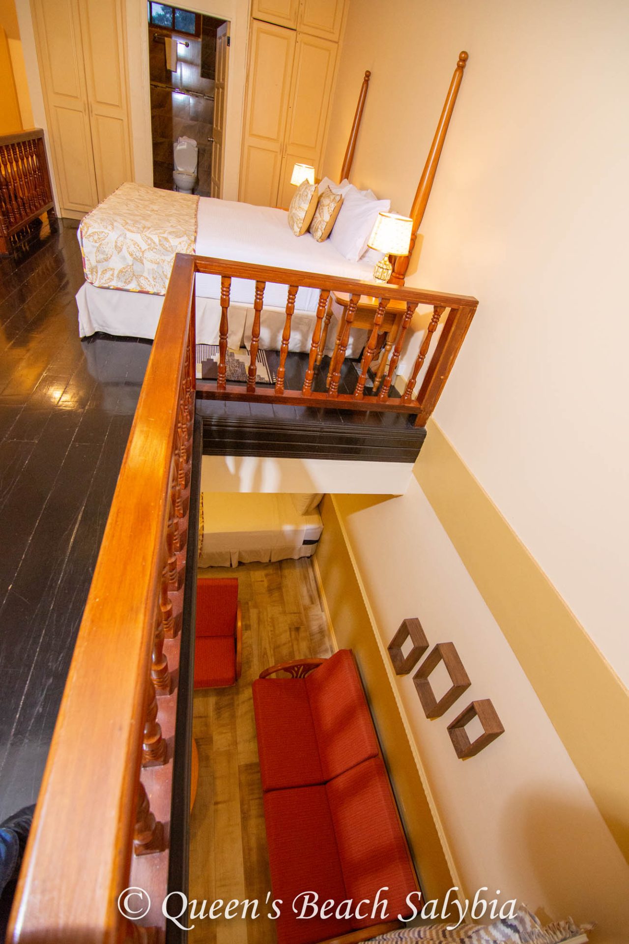 The Luxury Suite - Image 25